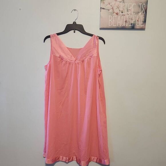 Vintage Vanity Fair Negligee Night Gown Large L 42 - Picture 1 of 5